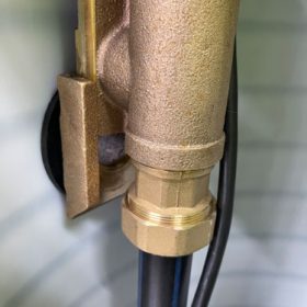 Pumpbrunn 455mm till Dränering, Pool och Avlopp 8 Pumpbrunn glidkoppling lossad