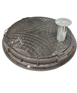 Lätt brunnslock till trekammarbrunn med ventil