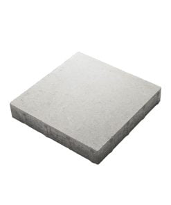 Scala är en sten med helt plan yta och ofasade kanter. Finns i många olika mått och modeller. Passar både i hemma miljö och på offentliga platser.