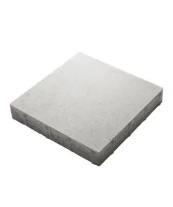 Scala är en sten med helt plan yta och ofasade kanter. Finns i många olika mått och modeller. Passar både i hemma miljö och på offentliga platser.