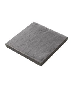 Skönare än vanlig skiffer. St Eriks Structura är oregelbundet mönstrad och ger den lagda ytan mycket karaktär. Plattorna behöver impregneras för bästa resultat.