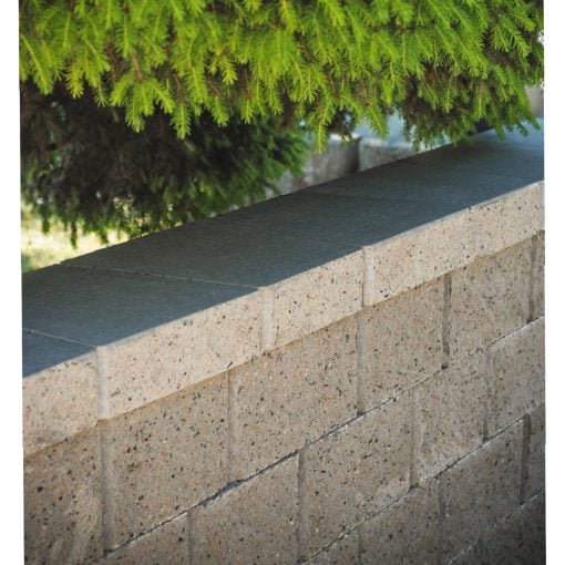 Inspiration till hur just din mur ifrån oss skulle kunna se ut. Här är stenen Rubin i naturgrå.