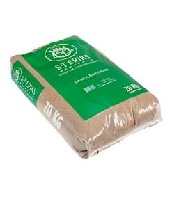 Finkornig sand som passar perfekt till sandlådan. Håller ihop sandkakorna väl. 20 kg säck ifrån S:t Eriks.
